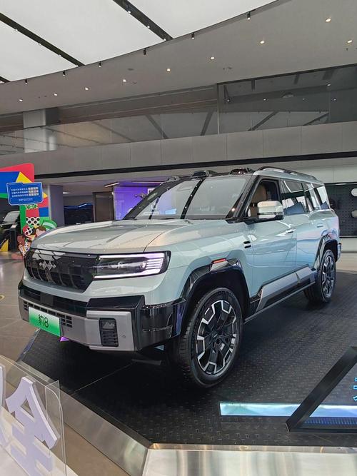 广州207比亚迪方程豹硬派越野的爆款，英菲尼迪35周年与你共成长